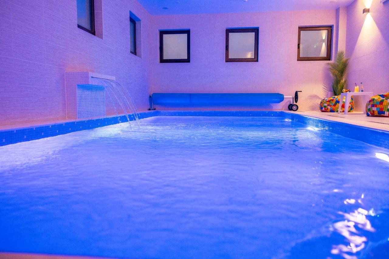 Hotel Aura Unirii Alba Iulia Extérieur photo